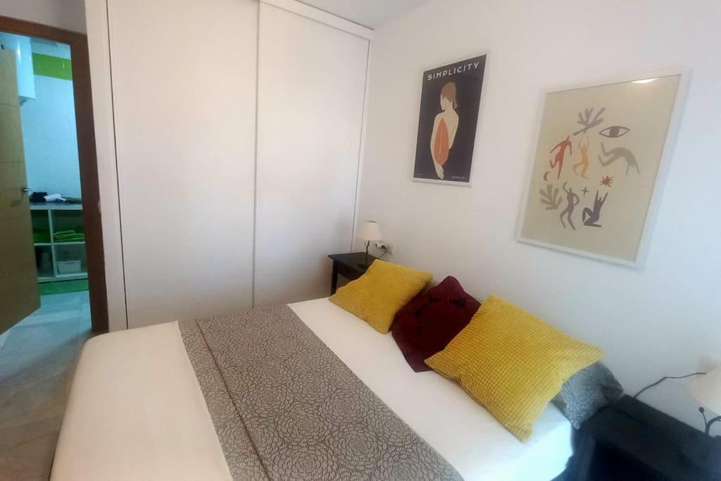 Апартаменты Bonito Apartamento En Centro Малага Экстерьер фото