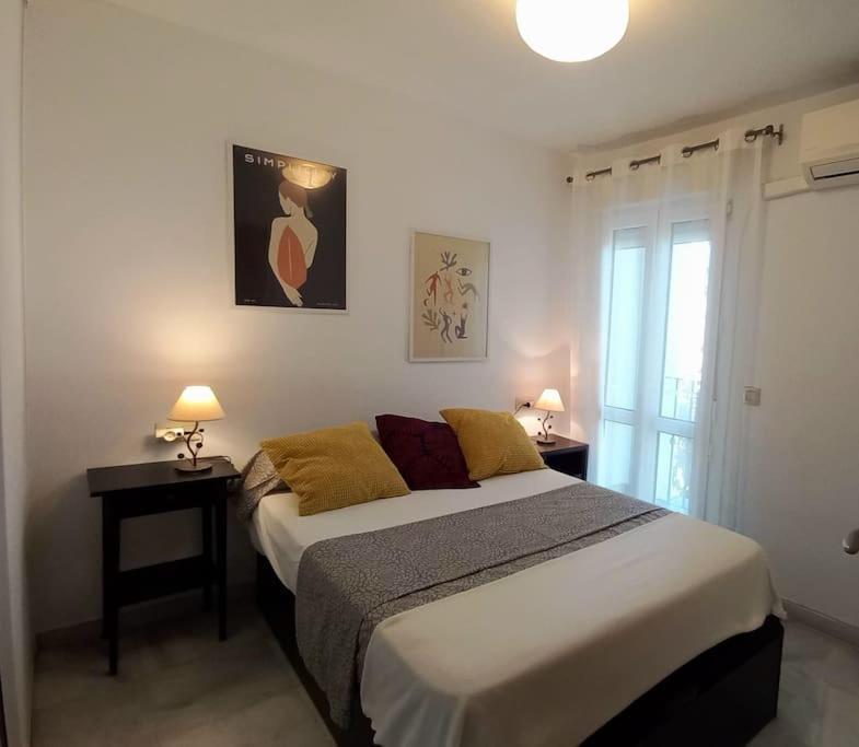 Апартаменты Bonito Apartamento En Centro Малага Экстерьер фото
